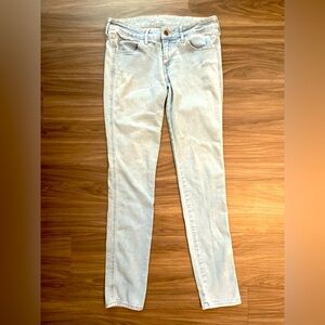 H&M Light Wash Low Waist Skinny Jeans size 29